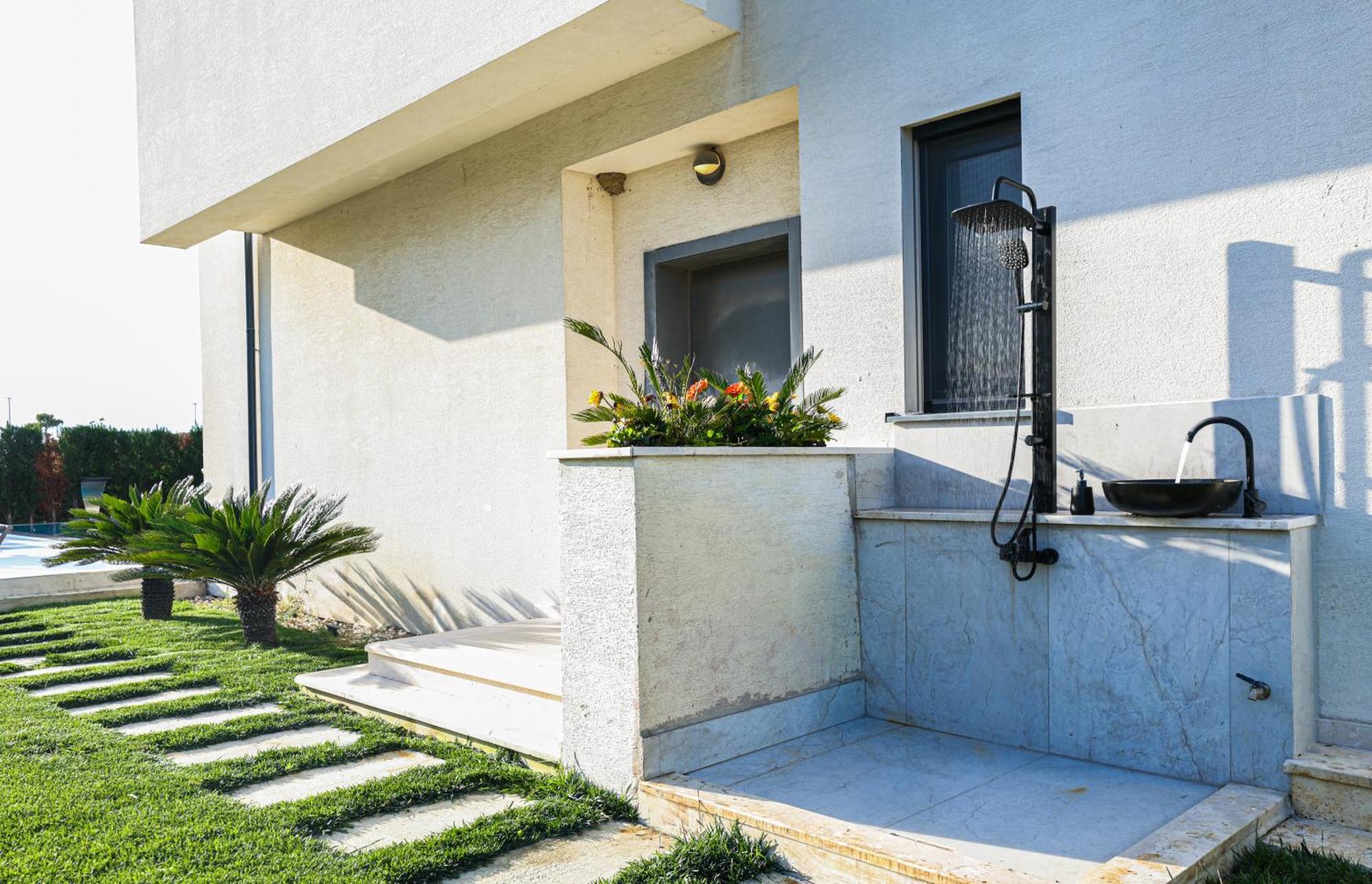29 Valamar Durrës